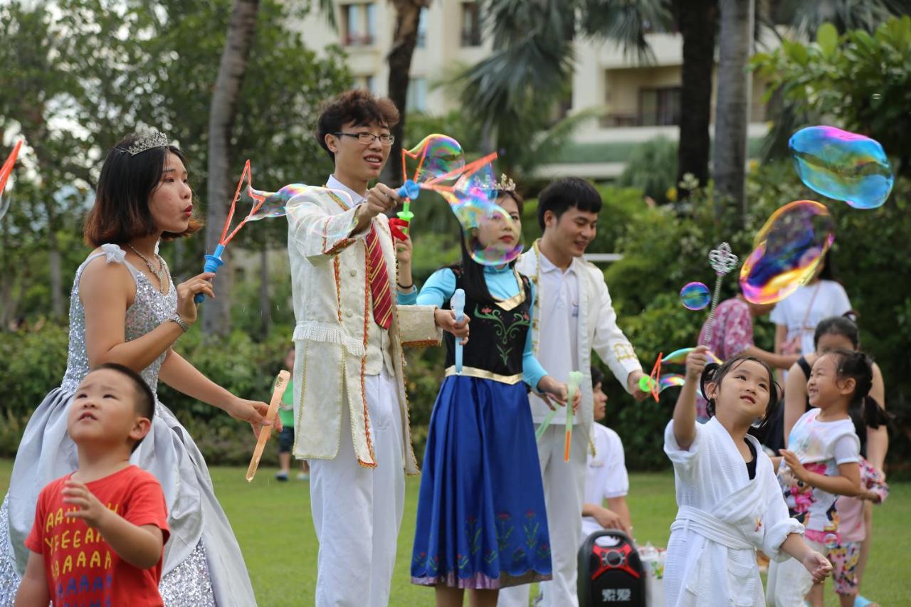 Hotel Horizon & Yalong Bay Sanya